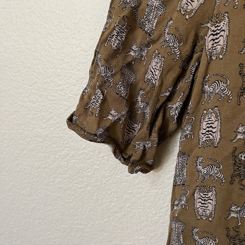 & OTHER STORIES | Khaki Olive Tiger Printed Flounce Mini Ruched Dress | Size 6 - Picture 7 of 12